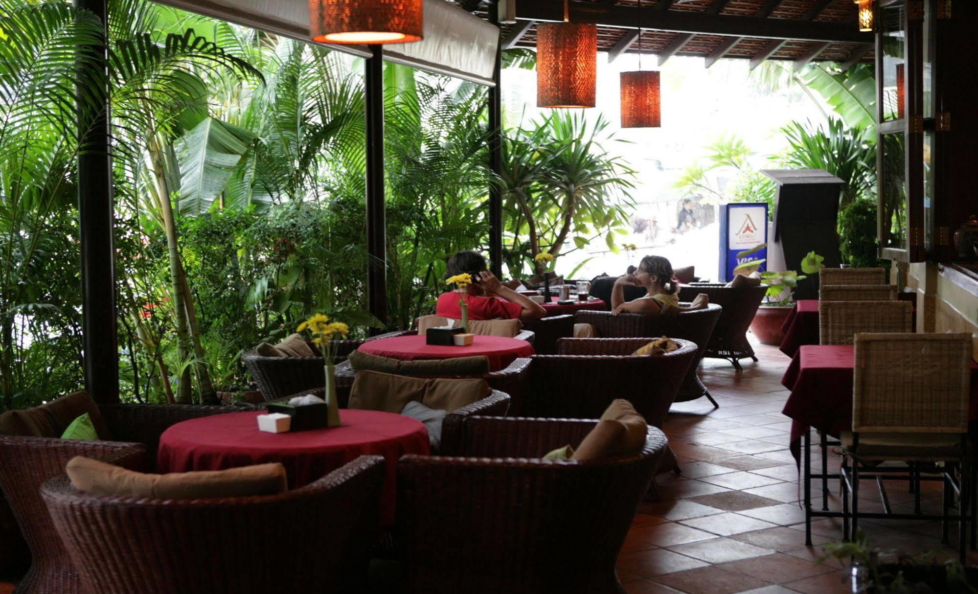 Anise Hotel And Restaurant Phnom Penh Zewnętrze zdjęcie