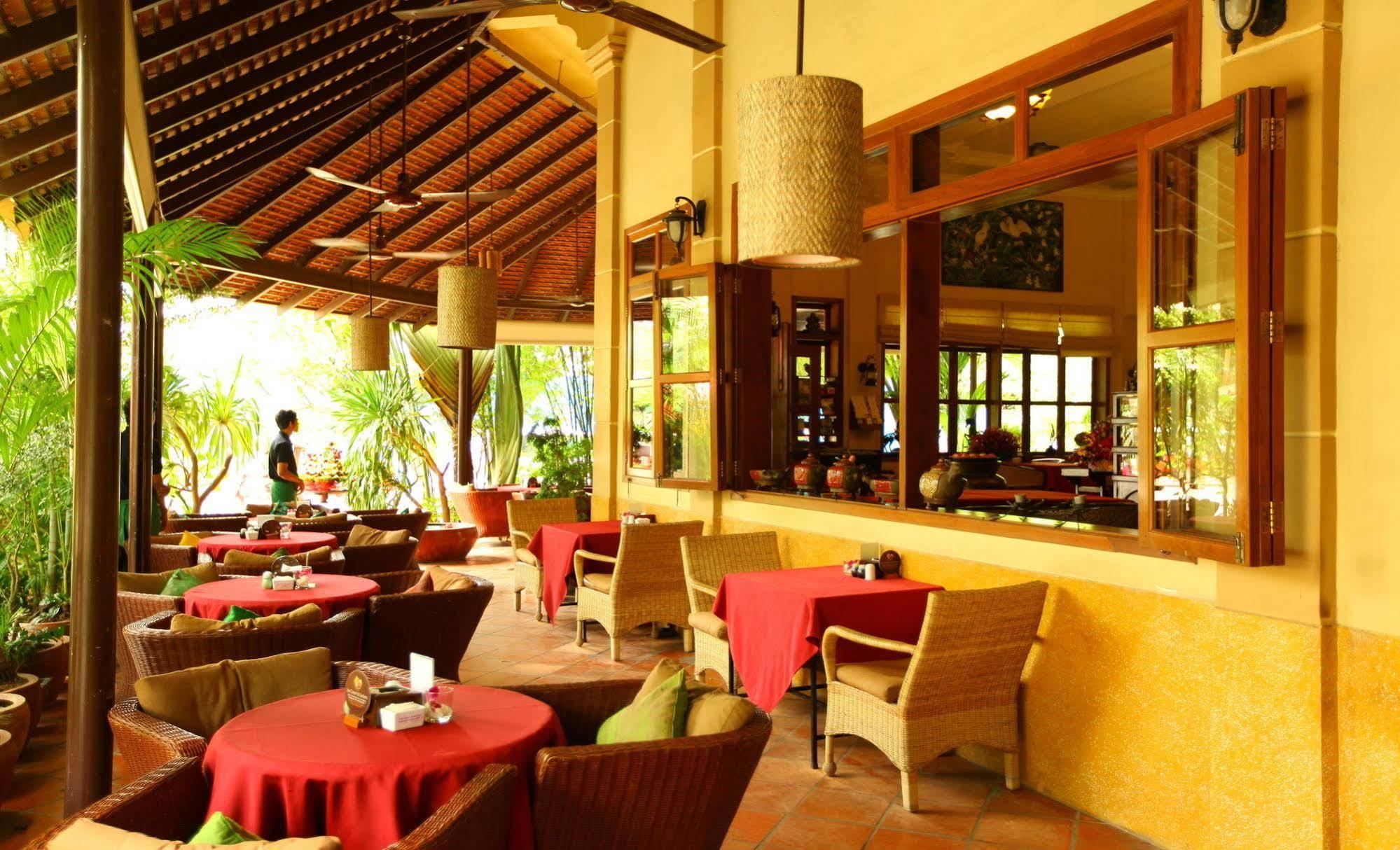 Anise Hotel And Restaurant Phnom Penh Zewnętrze zdjęcie